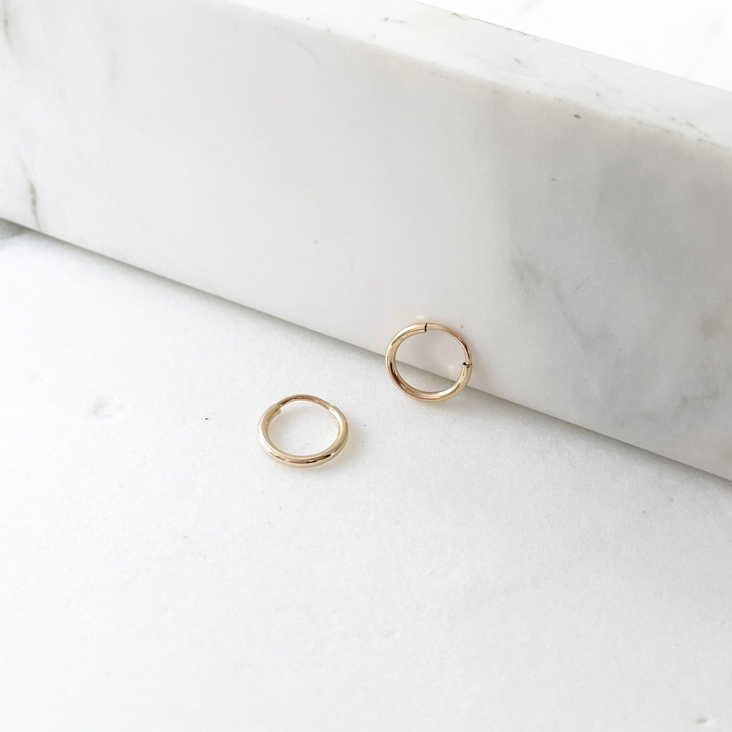 Simple Goldie Hoop Earrings