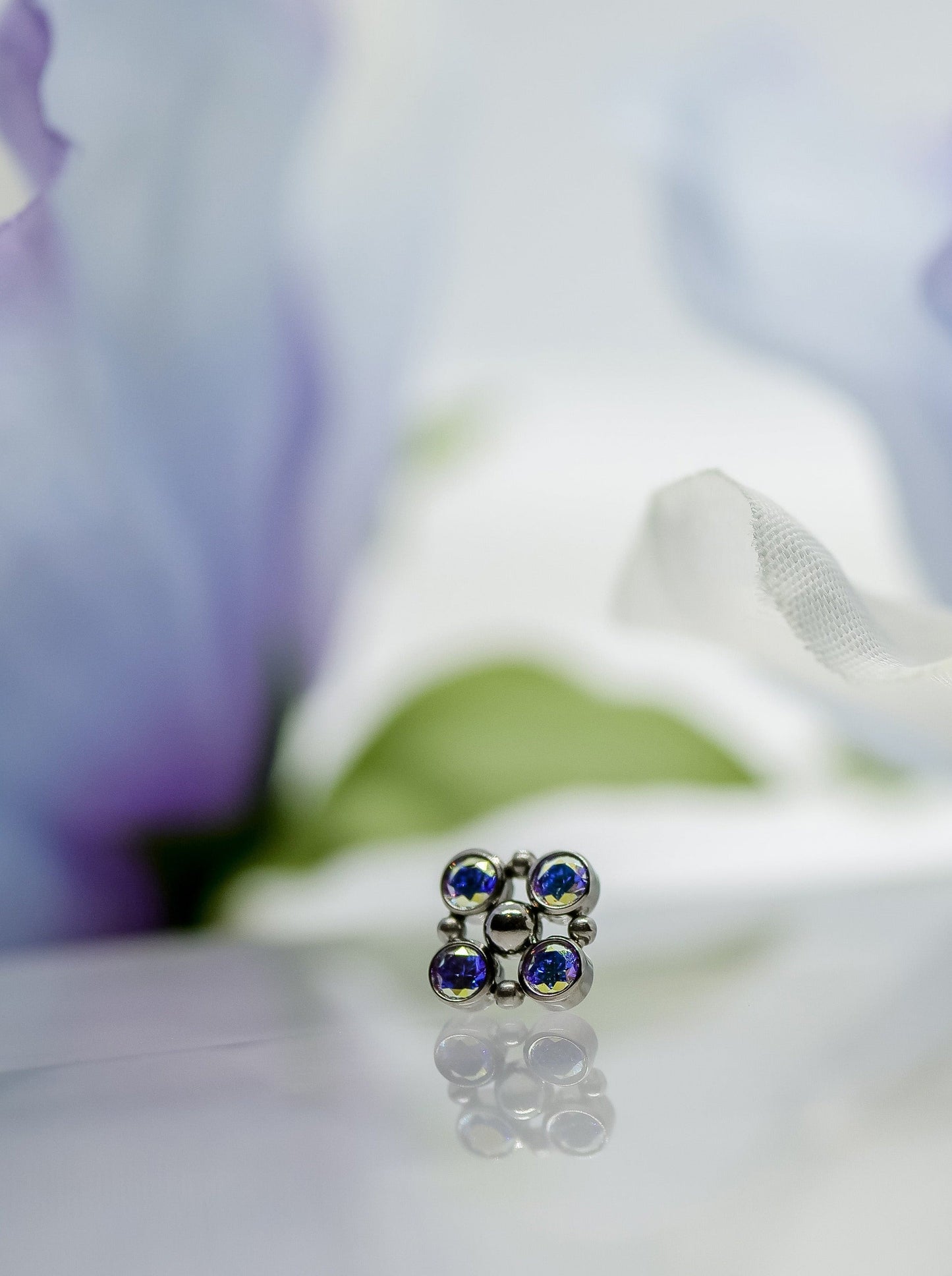 Indira - Threadless End by Royale