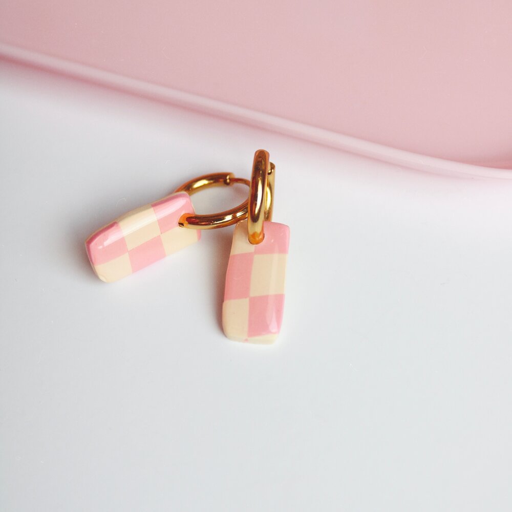 Pink Checker Hoops