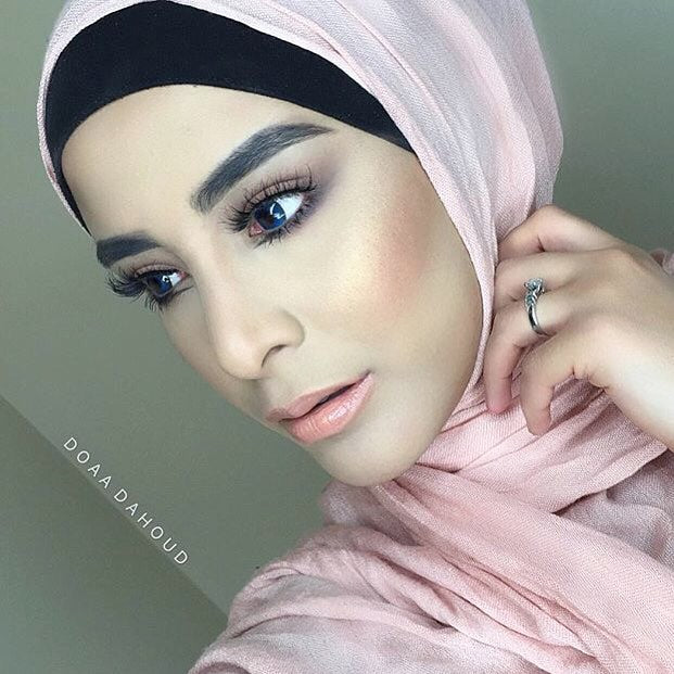 Natsumi Blue Colored Contacts