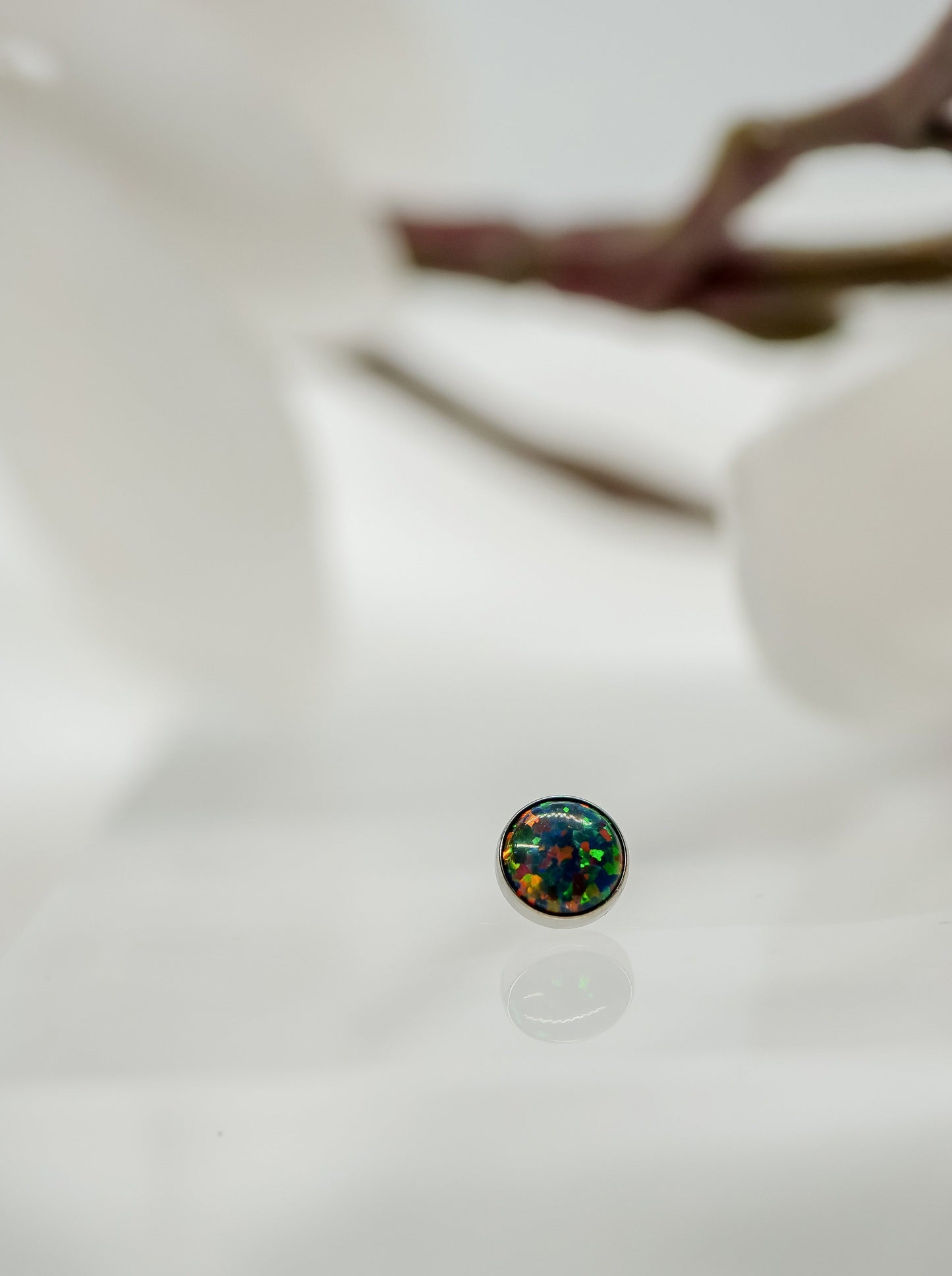 threadless end with black opal neometal