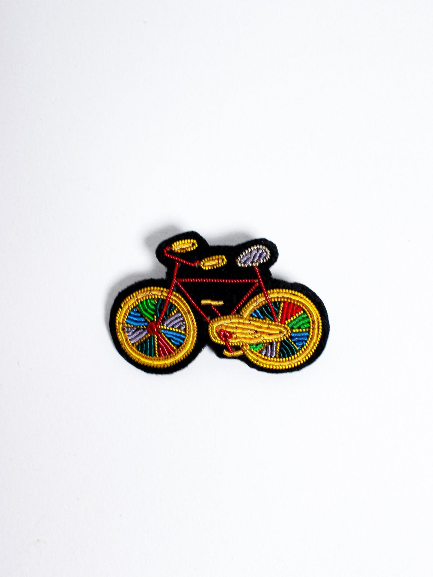 Nonsense Hand Embroidered Brooch - Macon&Lesquoy - Berte