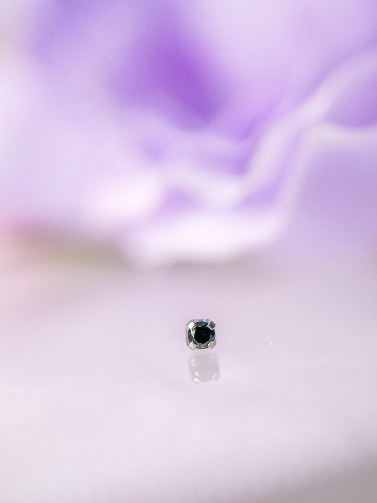 Black Swarovski non threaded titanium end