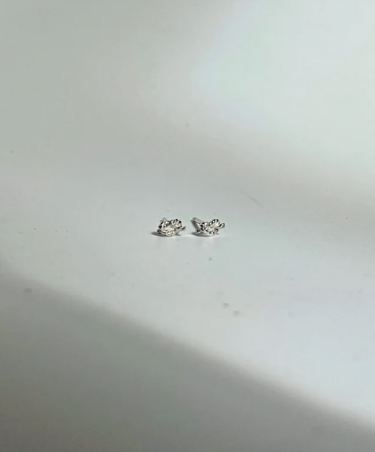 Dreamboat Lucy - Knot Studs