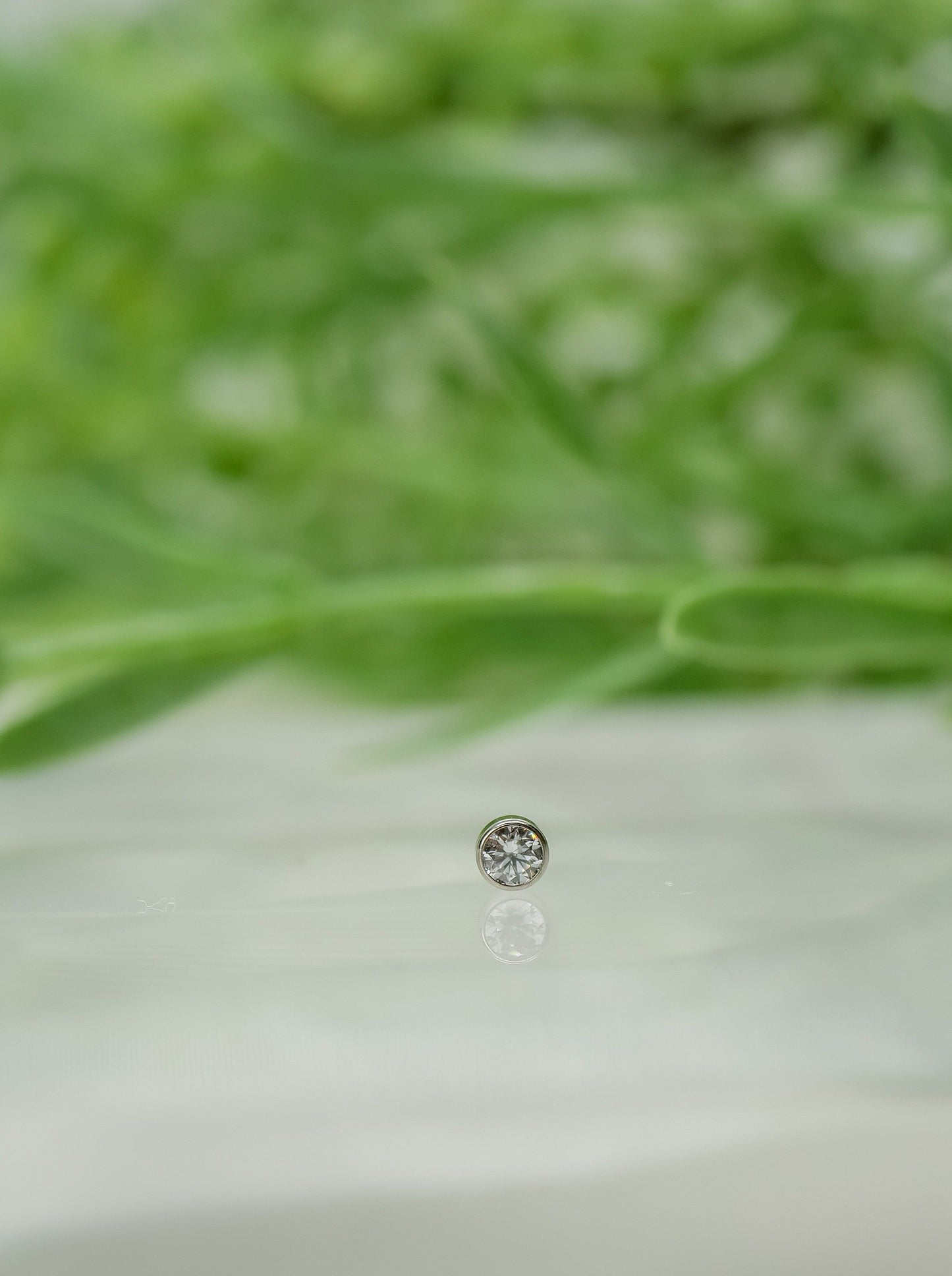 beautiful cz stone bezel swarovski