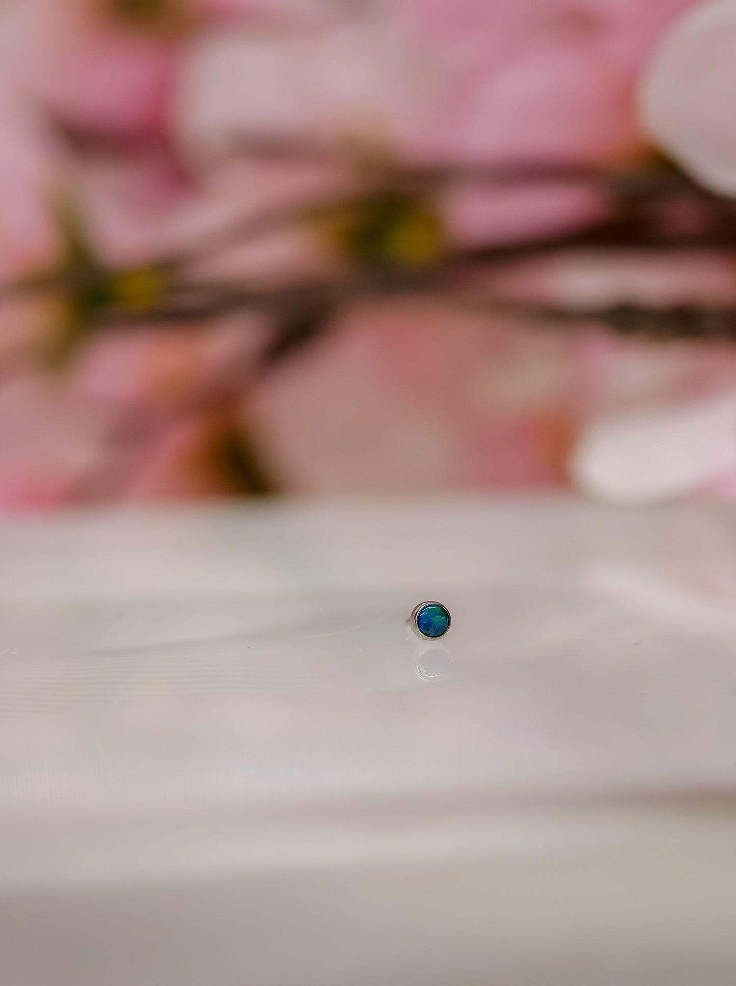 2mm peacock bezel gem small size is good for nose piercings